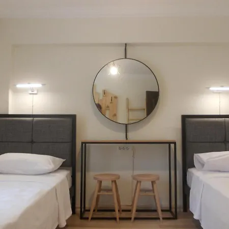 Ide Πανσιόν *