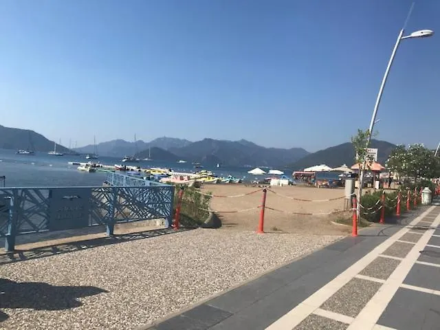 Ide בית הארחה *